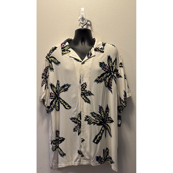 Brand New No Boundaries White Hawaiian Shirt Size XXXL - Picture 1 of 4